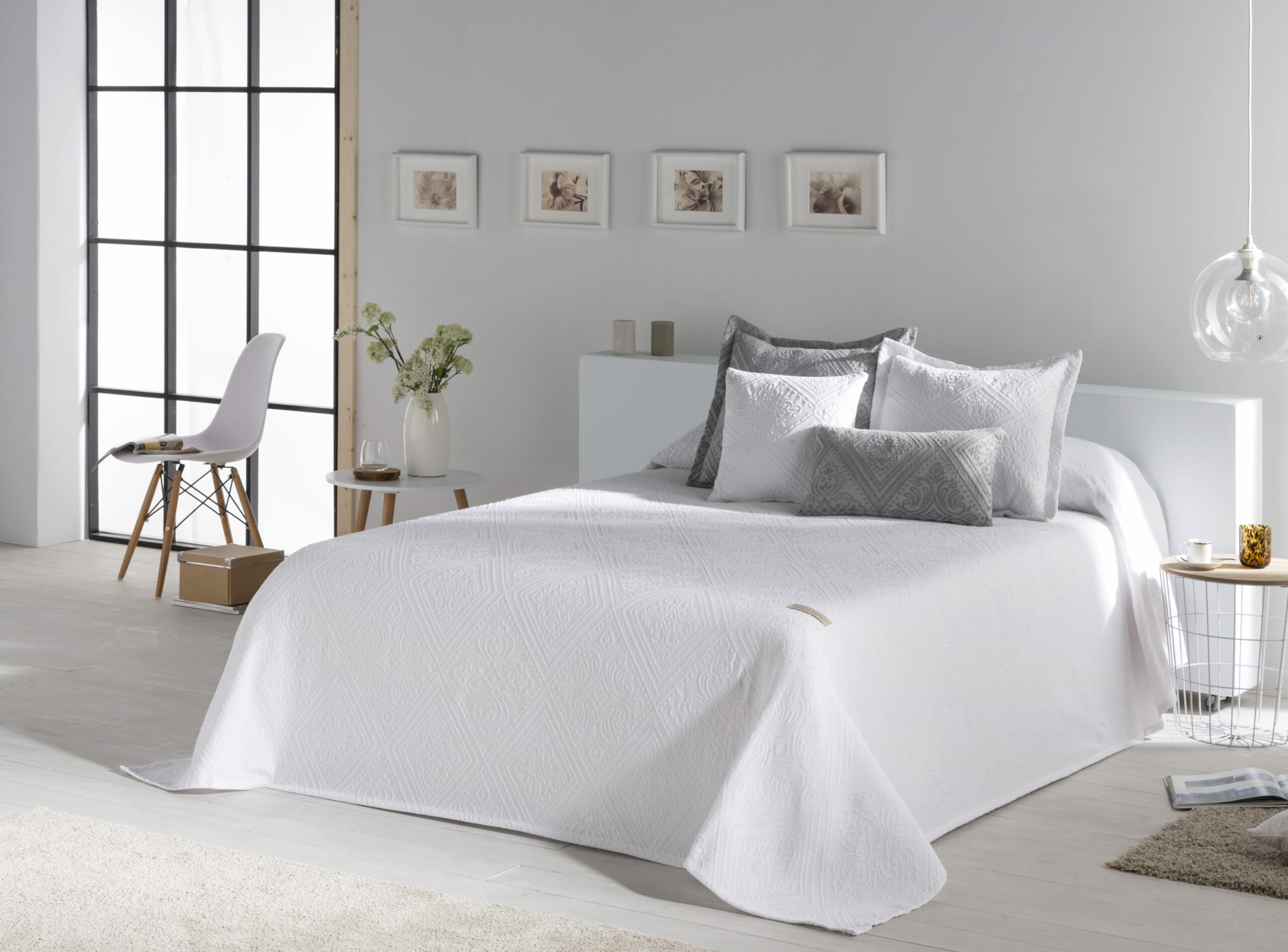 Couvre lit en coton blanc 250x270