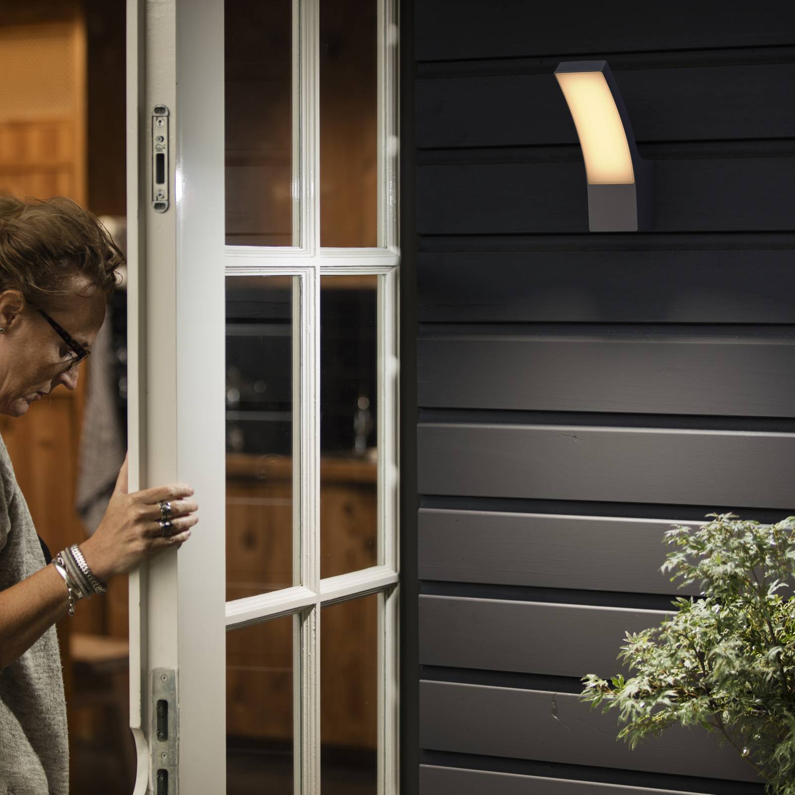 Philips Splay applique d’extérieur LED 2 700 K