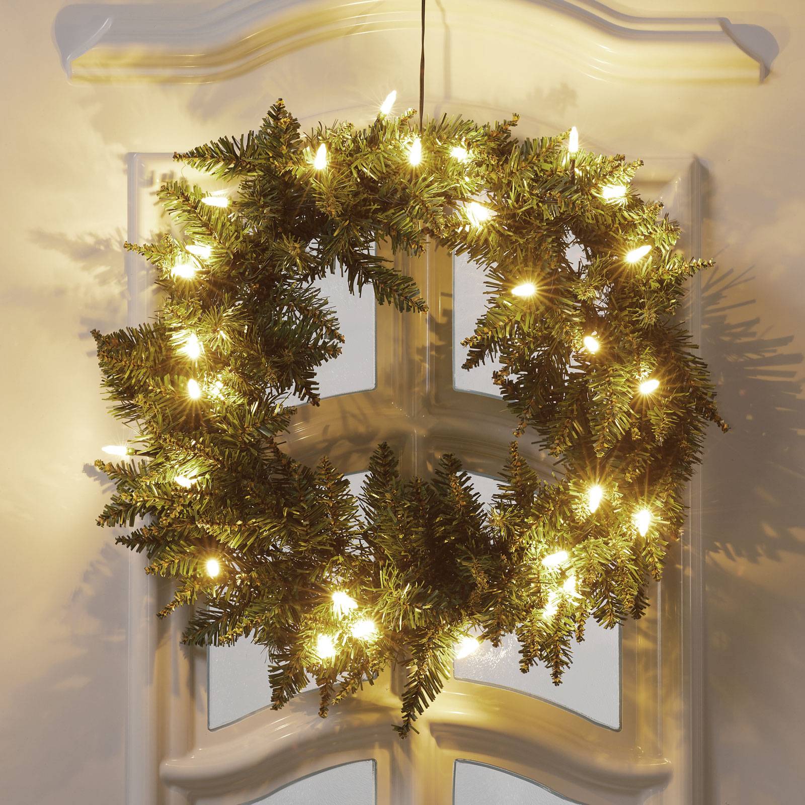 STAR TRADING Couronne de sapin LED Calgary Ø 50 cm